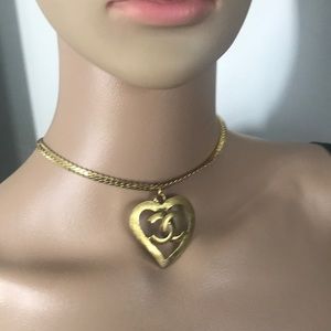 Chanel Vintage Gold plated  pendant used good XL